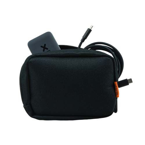 Xtorm 65 W Schnellladegerät für unterwegs mit Kabel und Reiseetui